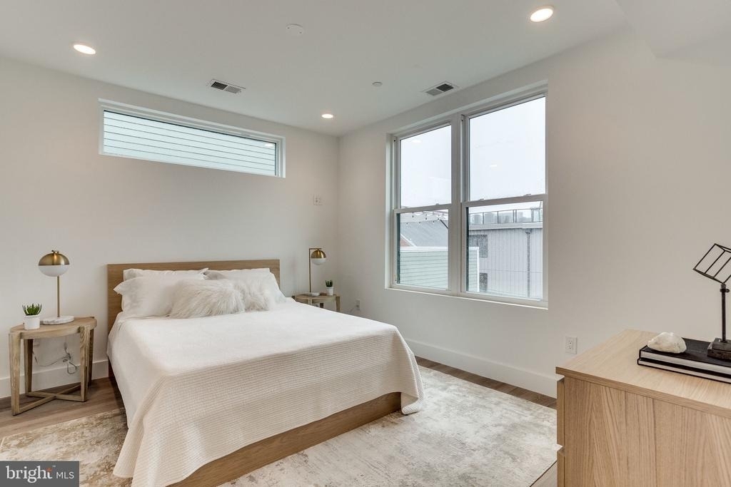 646 Newton Place Nw - Photo 14