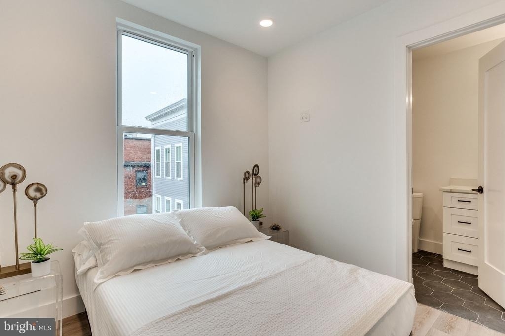 646 Newton Place Nw - Photo 15