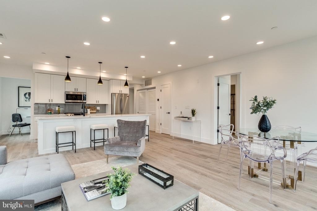 646 Newton Place Nw - Photo 4