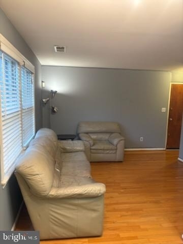 2107 Fort Davis Street Se - Photo 5