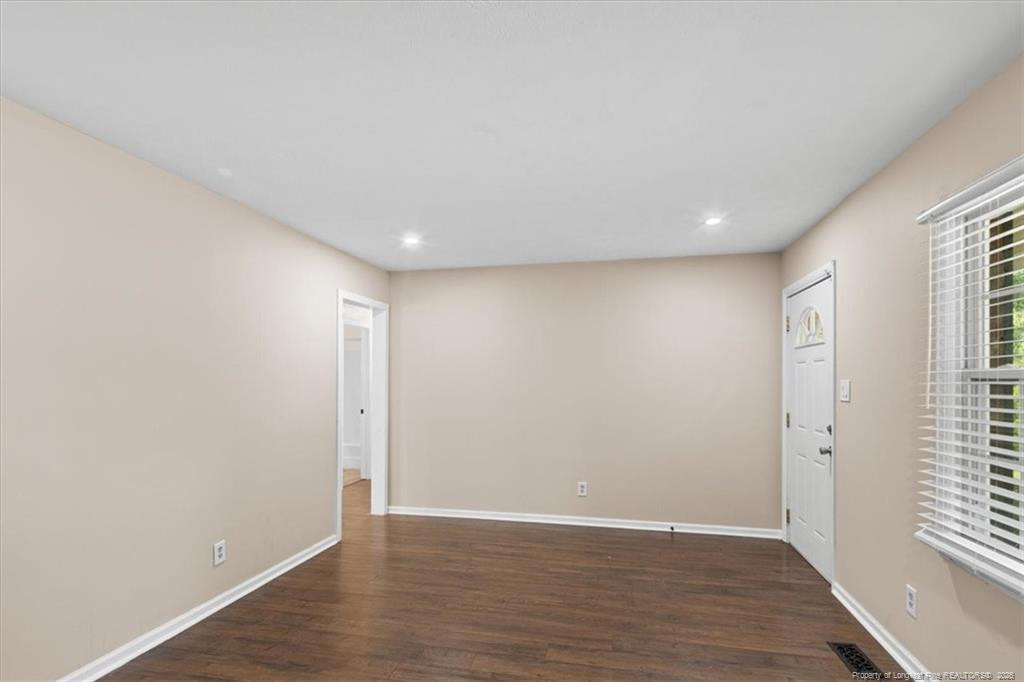 6604 Vaughn Road - Photo 3