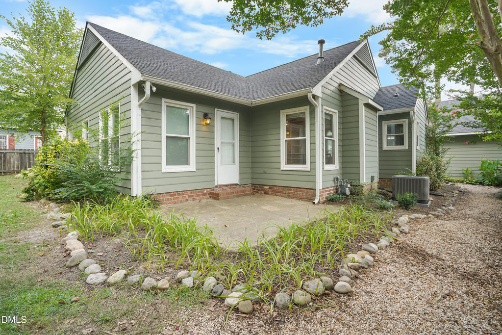 1802 Potomac Road - Photo 16