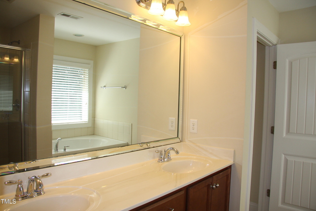 4116 Collamer Drive - Photo 22