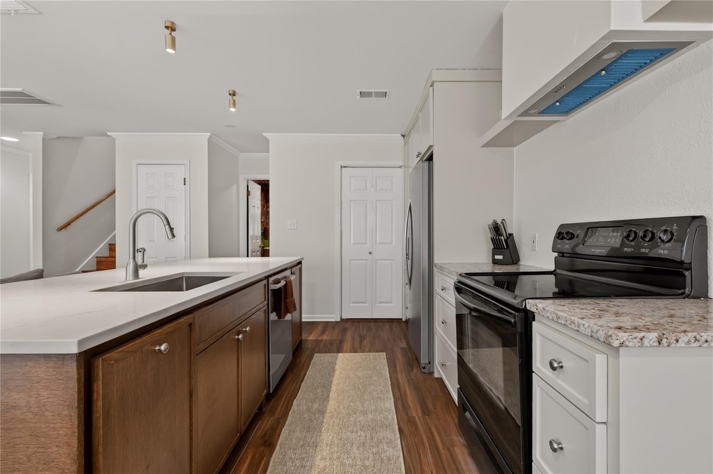 3845 Ranch Road 2222 - Photo 9