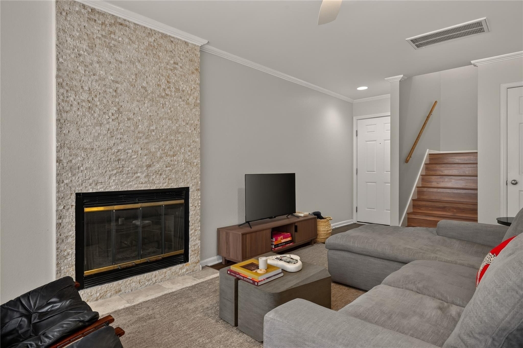 3845 Ranch Road 2222 - Photo 3