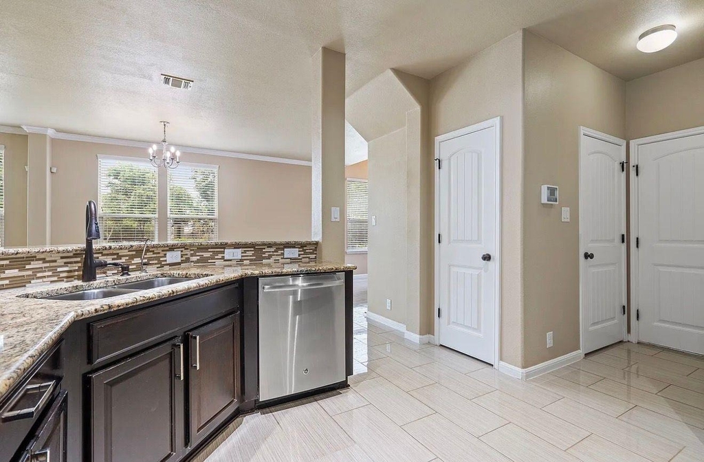 7324 Bandera Ranch Trl - Photo 27