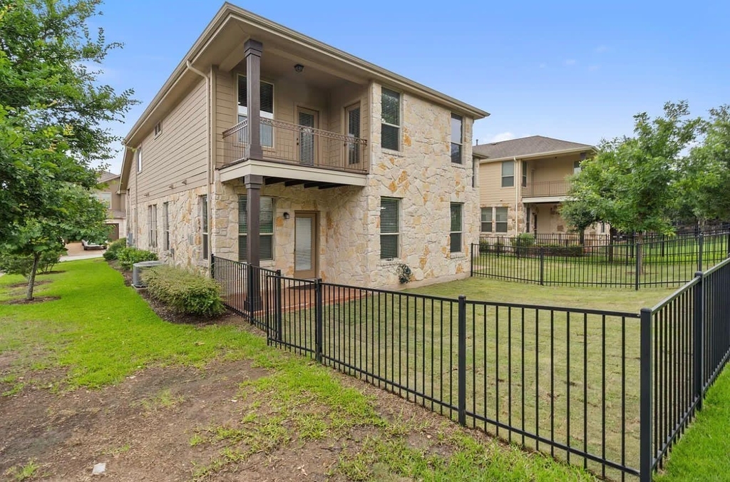 7324 Bandera Ranch Trl - Photo 34