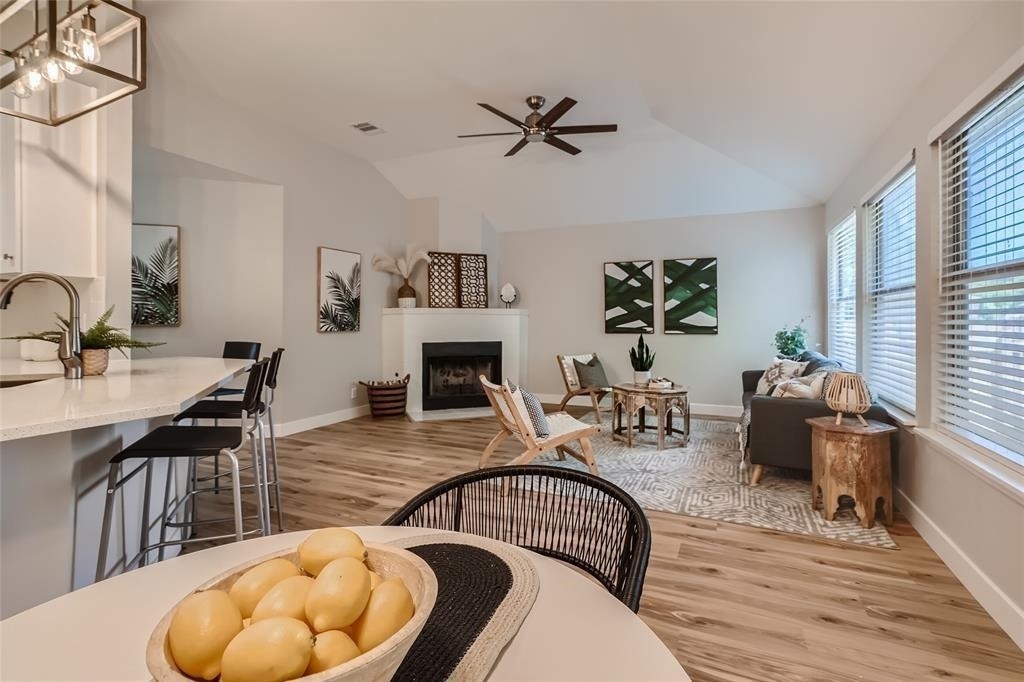 1701 Hollow Tree Blvd - Photo 5