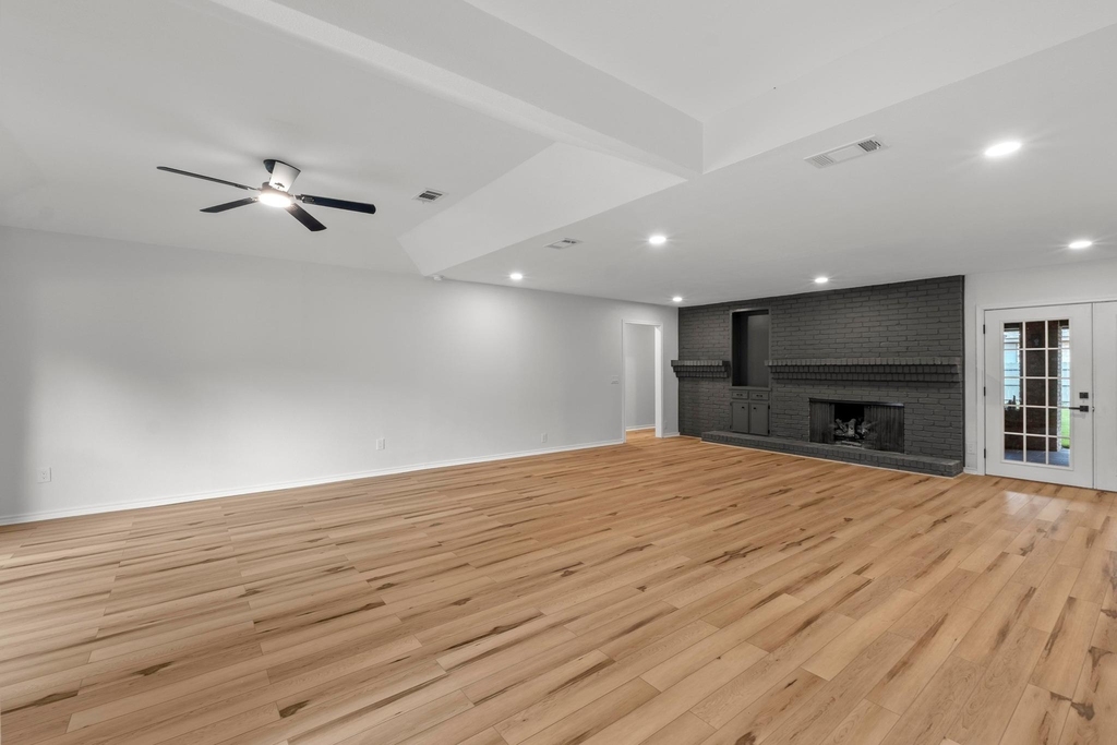 801 Lime Rock Dr - Photo 2