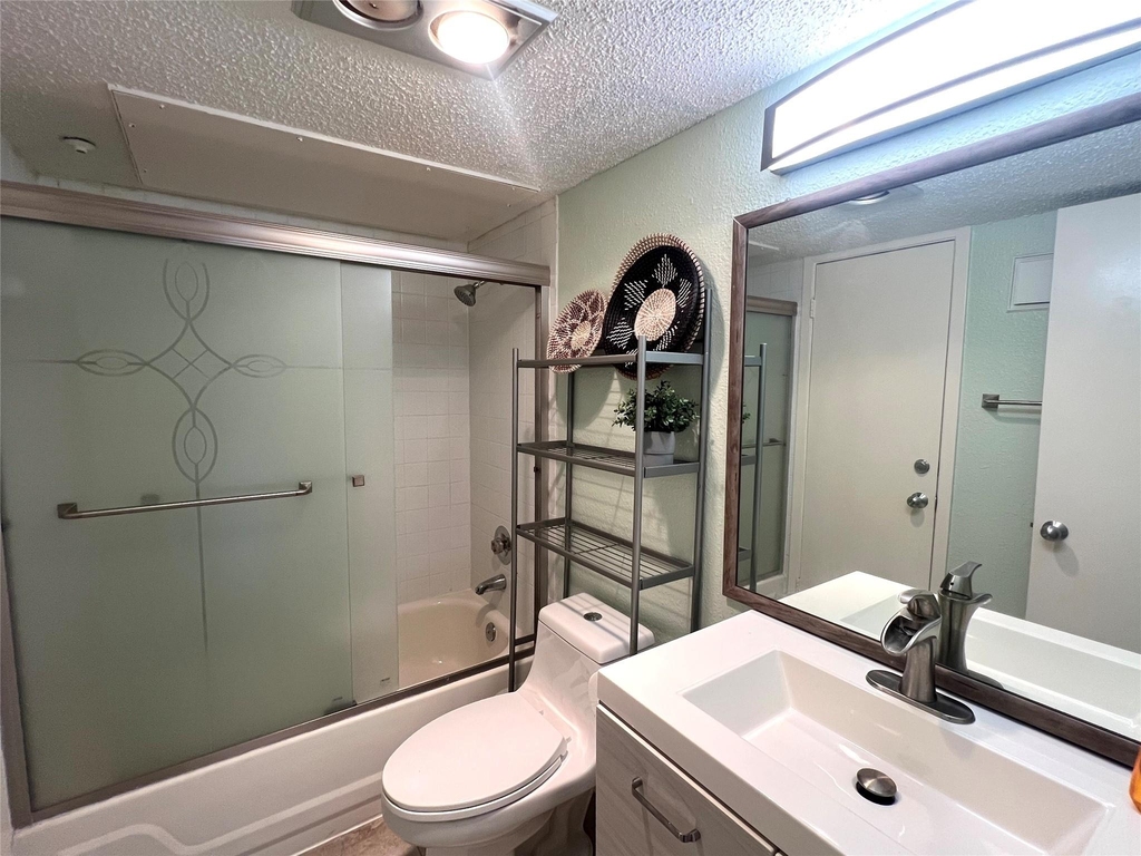 2018 W Rundberg Ln - Photo 18