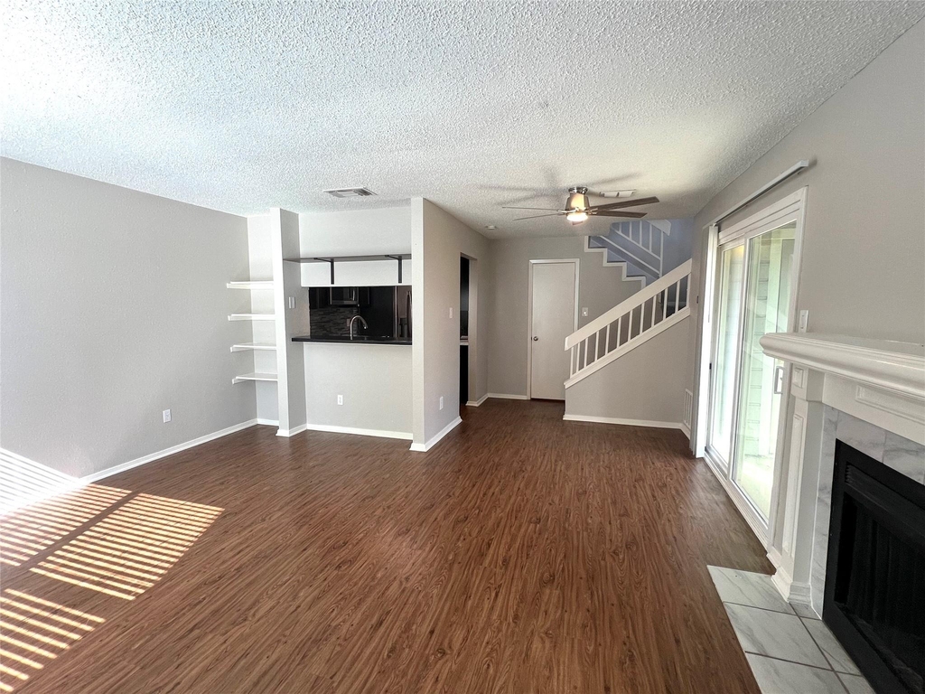 2018 W Rundberg Ln - Photo 3