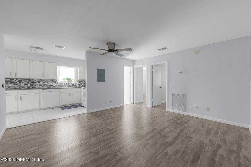 107 2nd Street S - Photo 6