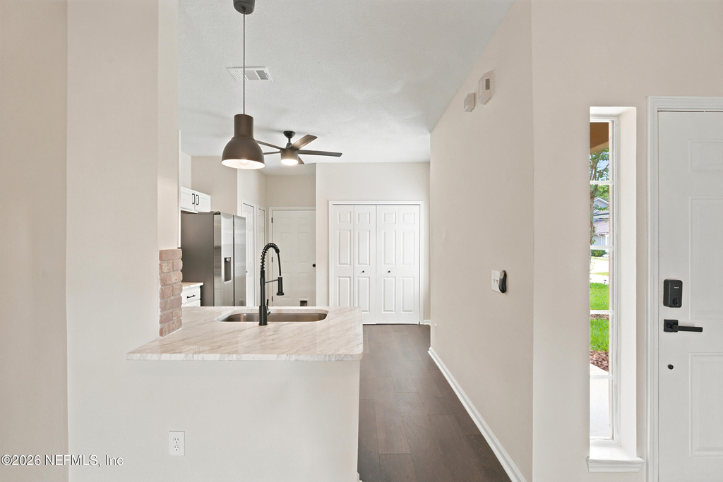 577 Scrub Jay Drive - Photo 5