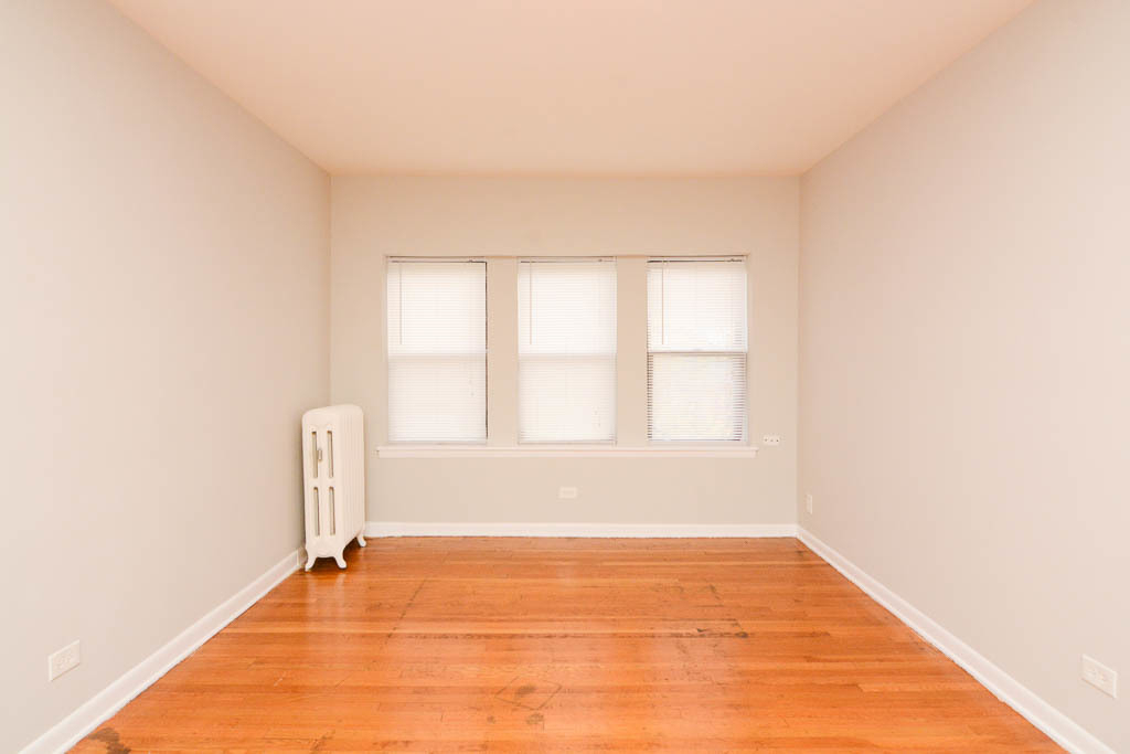 5736 N Winthrop Avenue - Photo 9