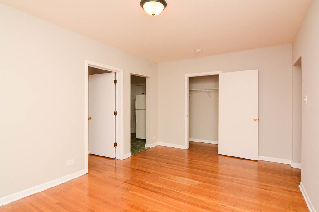 5736 N Winthrop Avenue - Photo 6