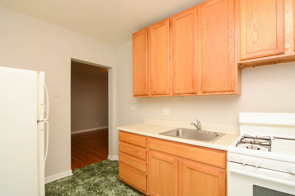 5736 N Winthrop Avenue - Photo 3