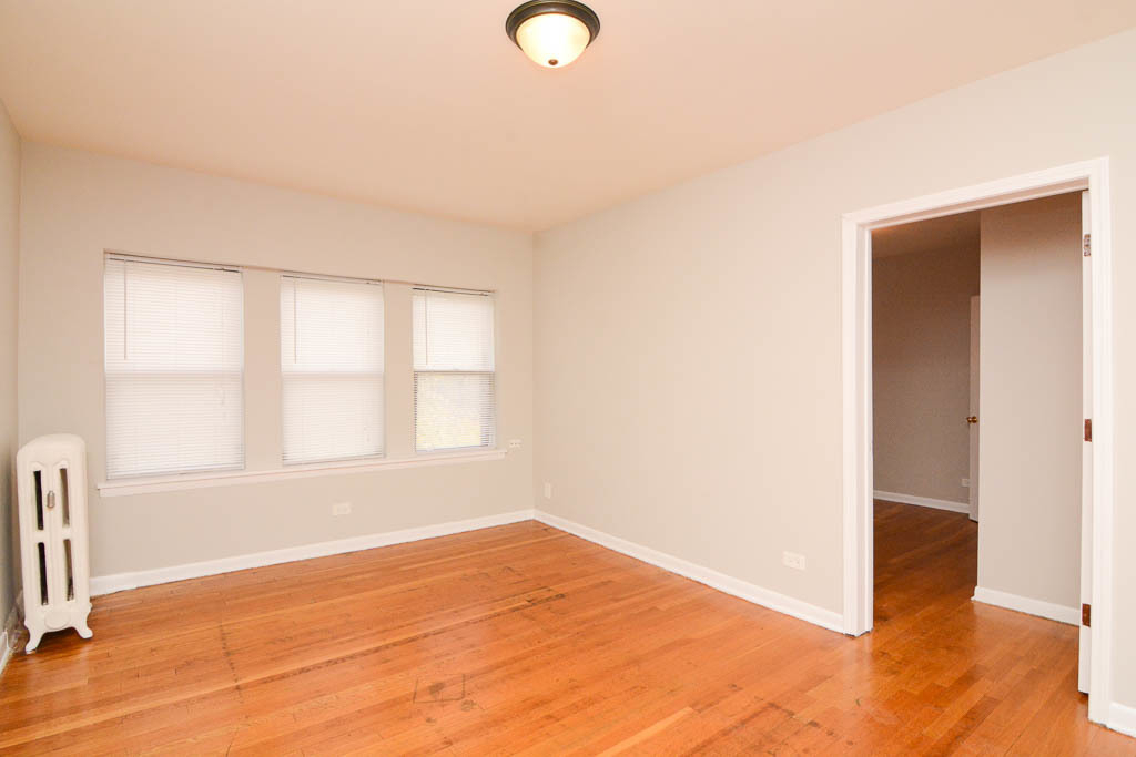 5736 N Winthrop Avenue - Photo 5