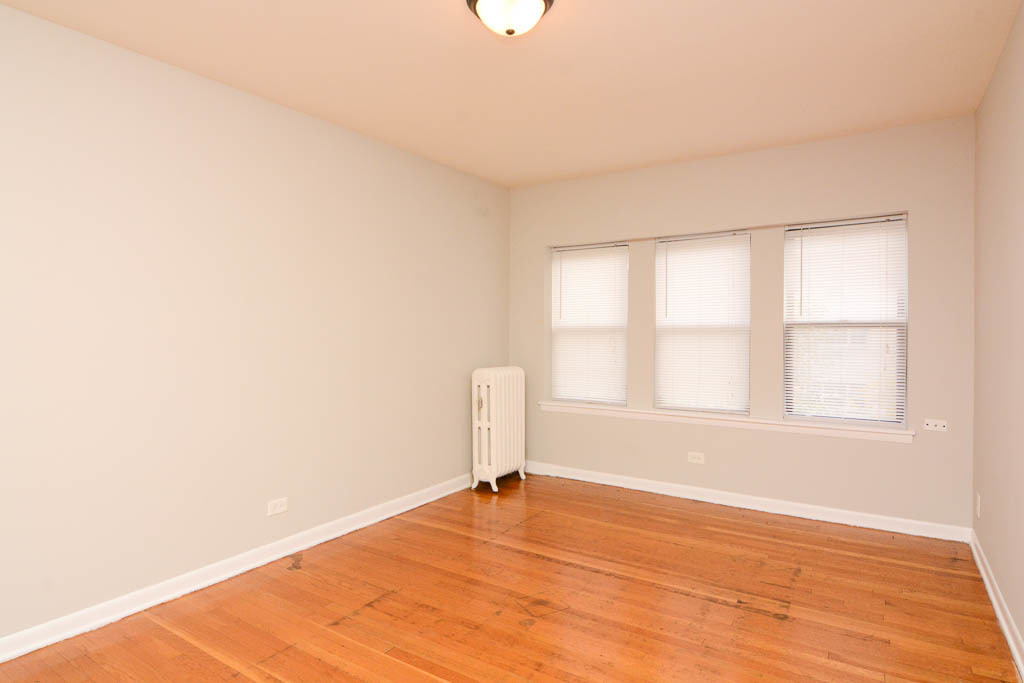 5736 N Winthrop Avenue - Photo 4