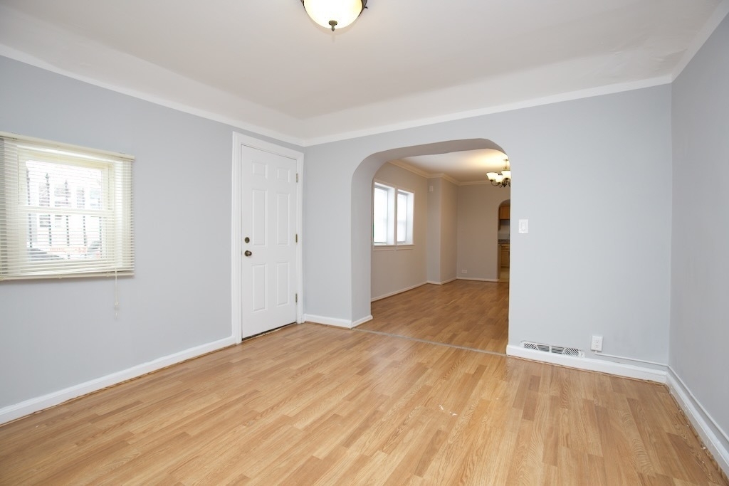 2609 W Thomas Street - Photo 12