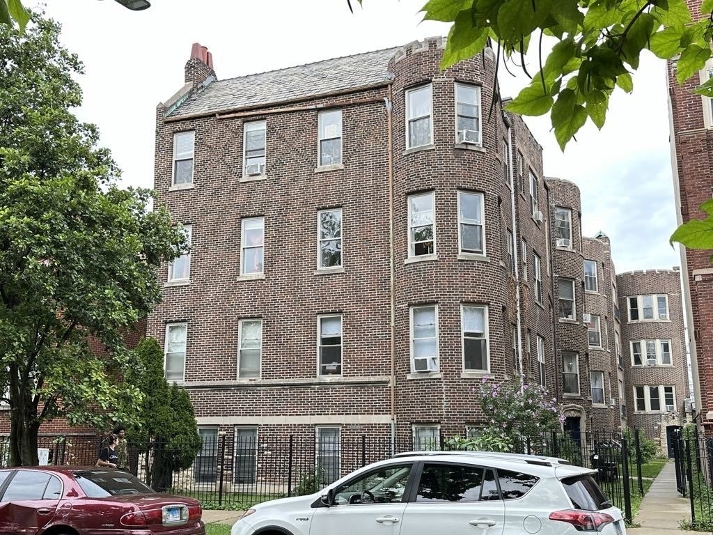 2021 N Humboldt Boulevard - Photo 0