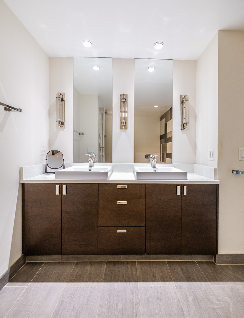 21 E Huron Street - Photo 50