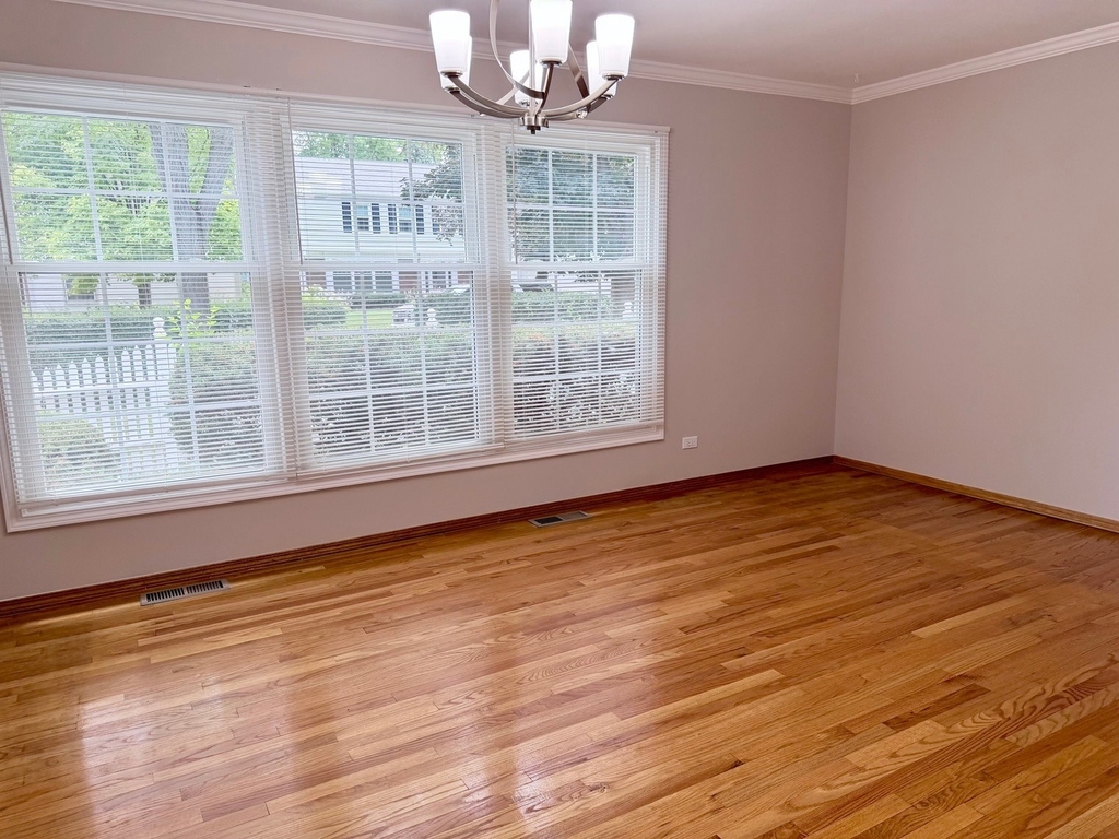 10 Mayflower Road - Photo 3