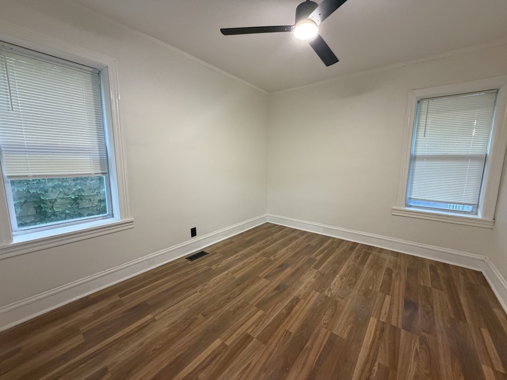 6749 S Peoria Street - Photo 5