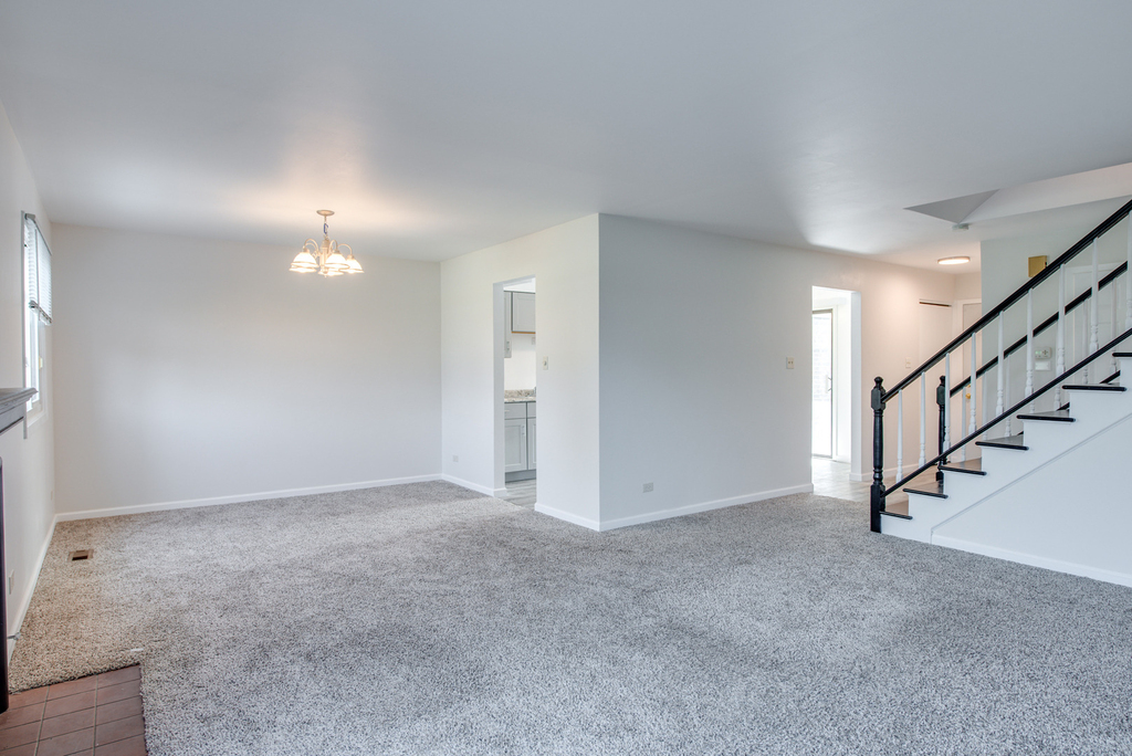 889 Heatherbrook Court - Photo 7