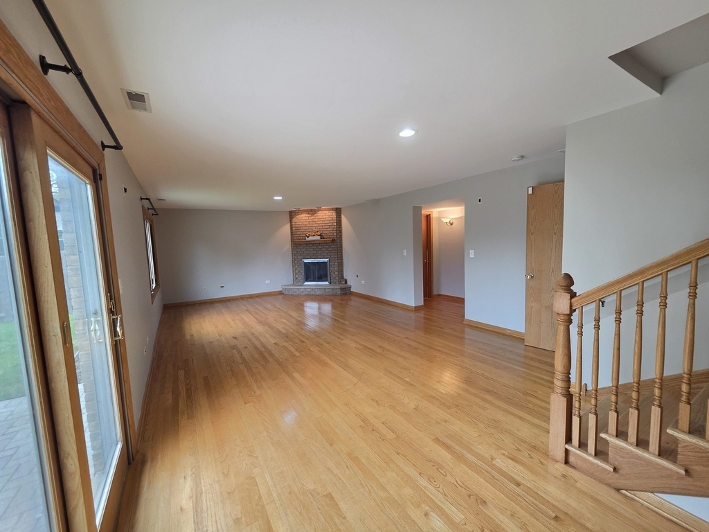 8112 Rutherford Drive - Photo 10