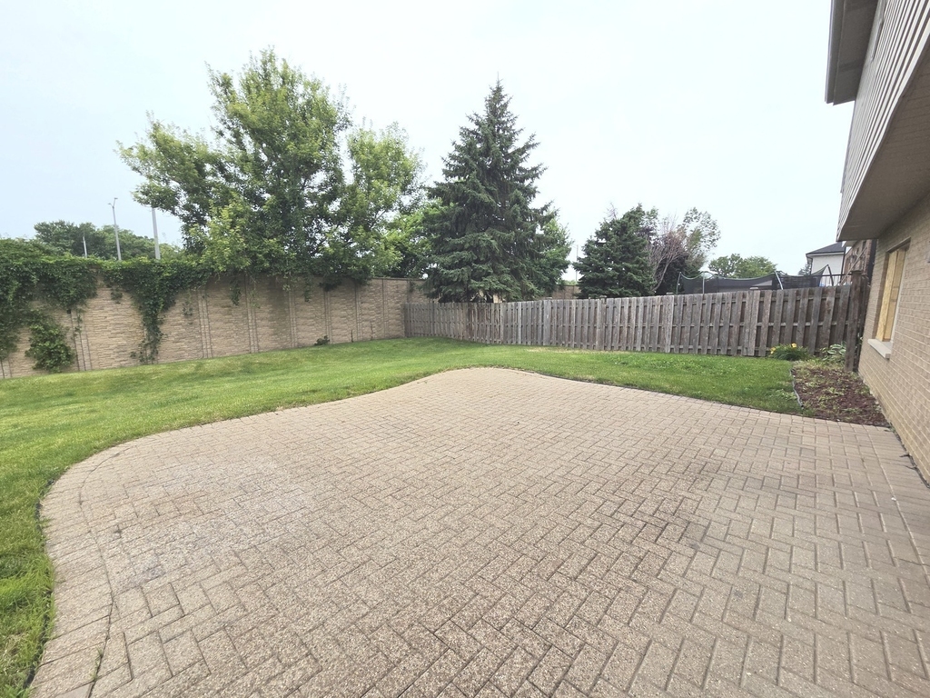 8112 Rutherford Drive - Photo 29