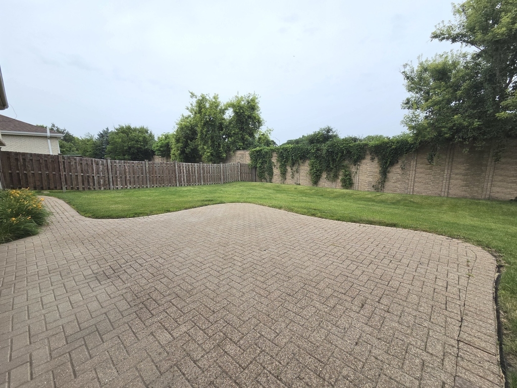8112 Rutherford Drive - Photo 28