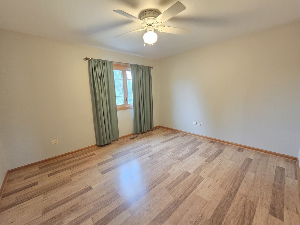 8112 Rutherford Drive - Photo 18