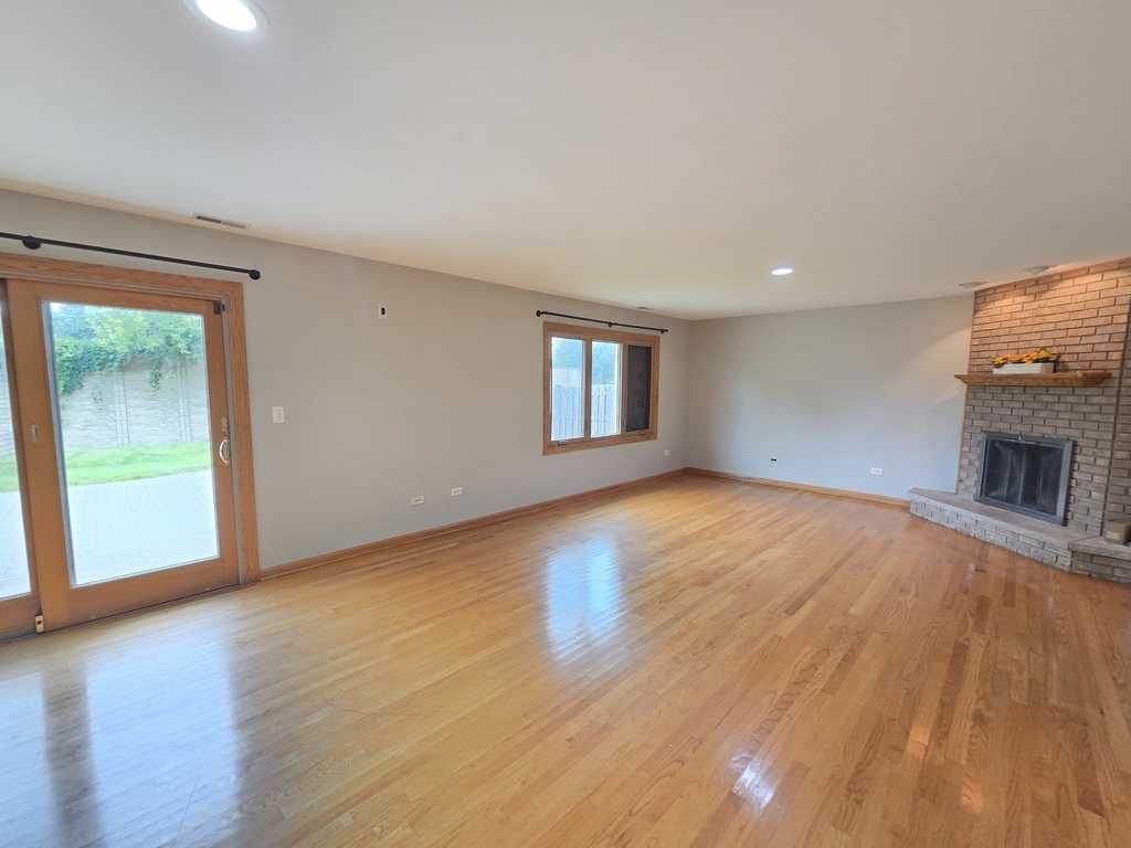 8112 Rutherford Drive - Photo 11