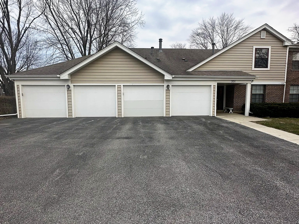 351 Newgate Court - Photo 0