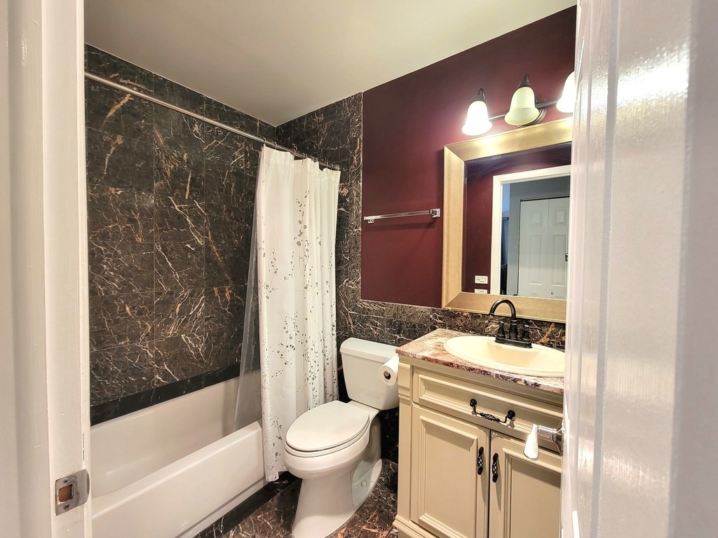 351 Newgate Court - Photo 12
