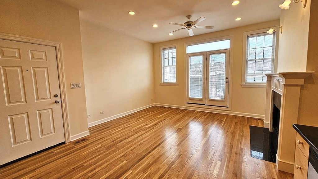 509 N Hartland Court - Photo 2