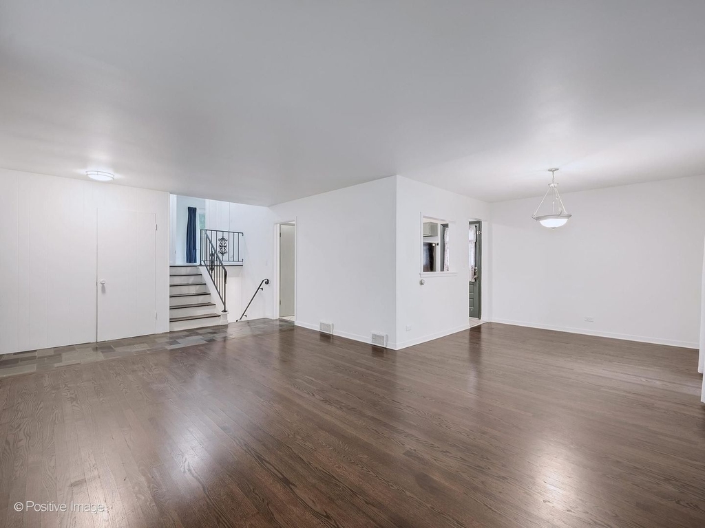 229 S Milton Avenue - Photo 3