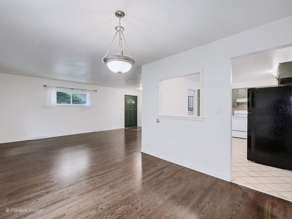 229 S Milton Avenue - Photo 5