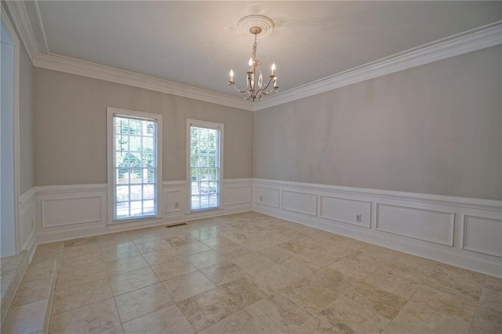 1150 Goodwin Place Ne - Photo 5