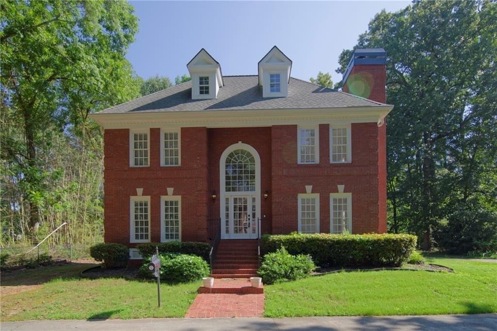1150 Goodwin Place Ne - Photo 1