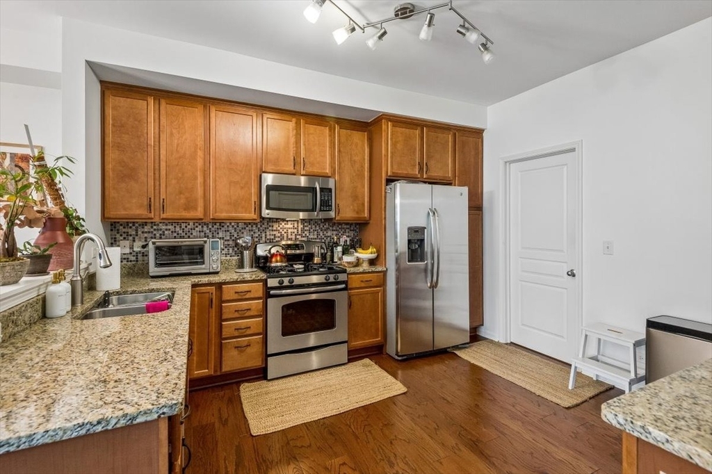 2419 Birch Street - Photo 6