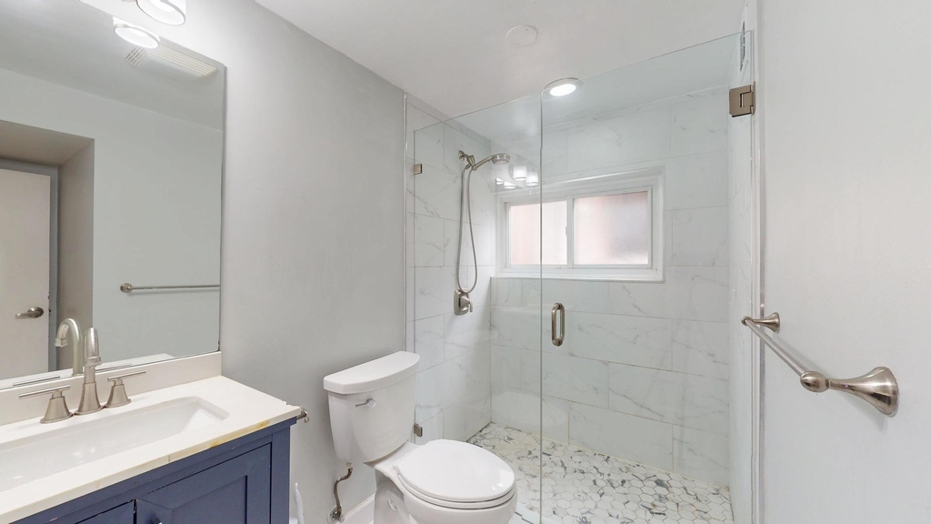 9131 Kilbourn Avenue - Photo 14