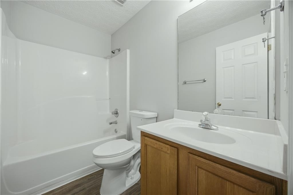 1002 Pine Isle Court - Photo 7