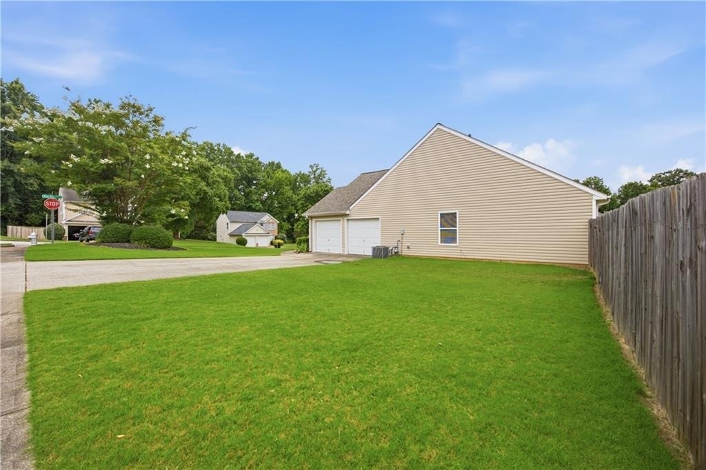 1002 Pine Isle Court - Photo 12
