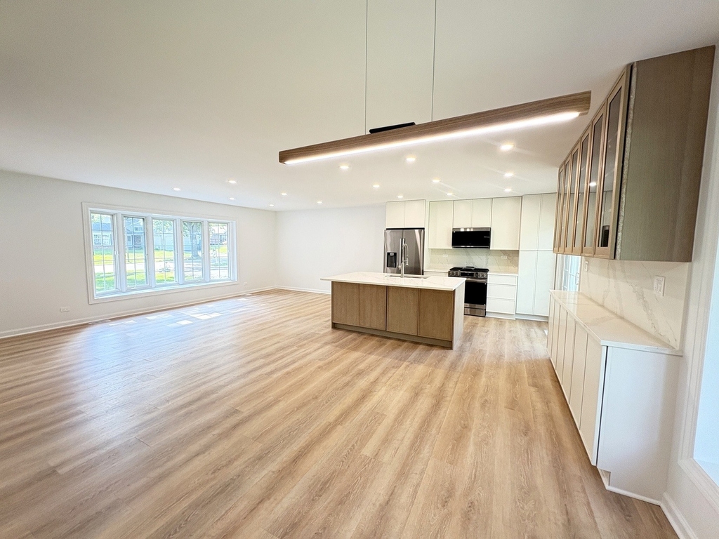 1918 Templar Drive - Photo 2