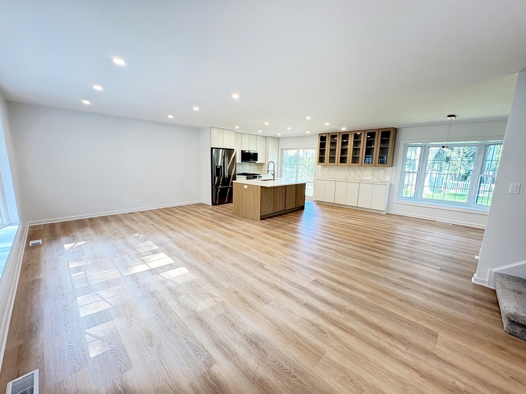 1918 Templar Drive - Photo 1