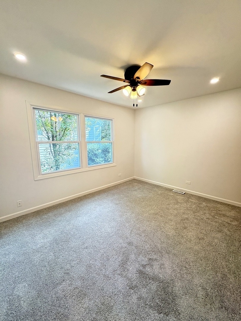 1918 Templar Drive - Photo 7