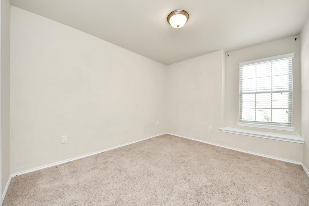 15802 Sunny Stone Drive Corners - Photo 5