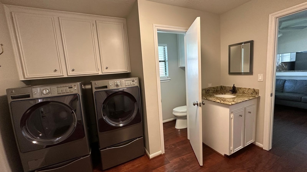 11527 Cedar Creek Drive - Photo 23