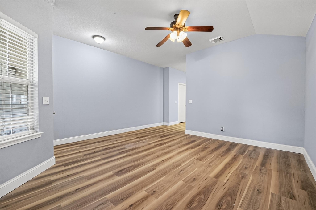 10430 Deer Branch - Photo 5